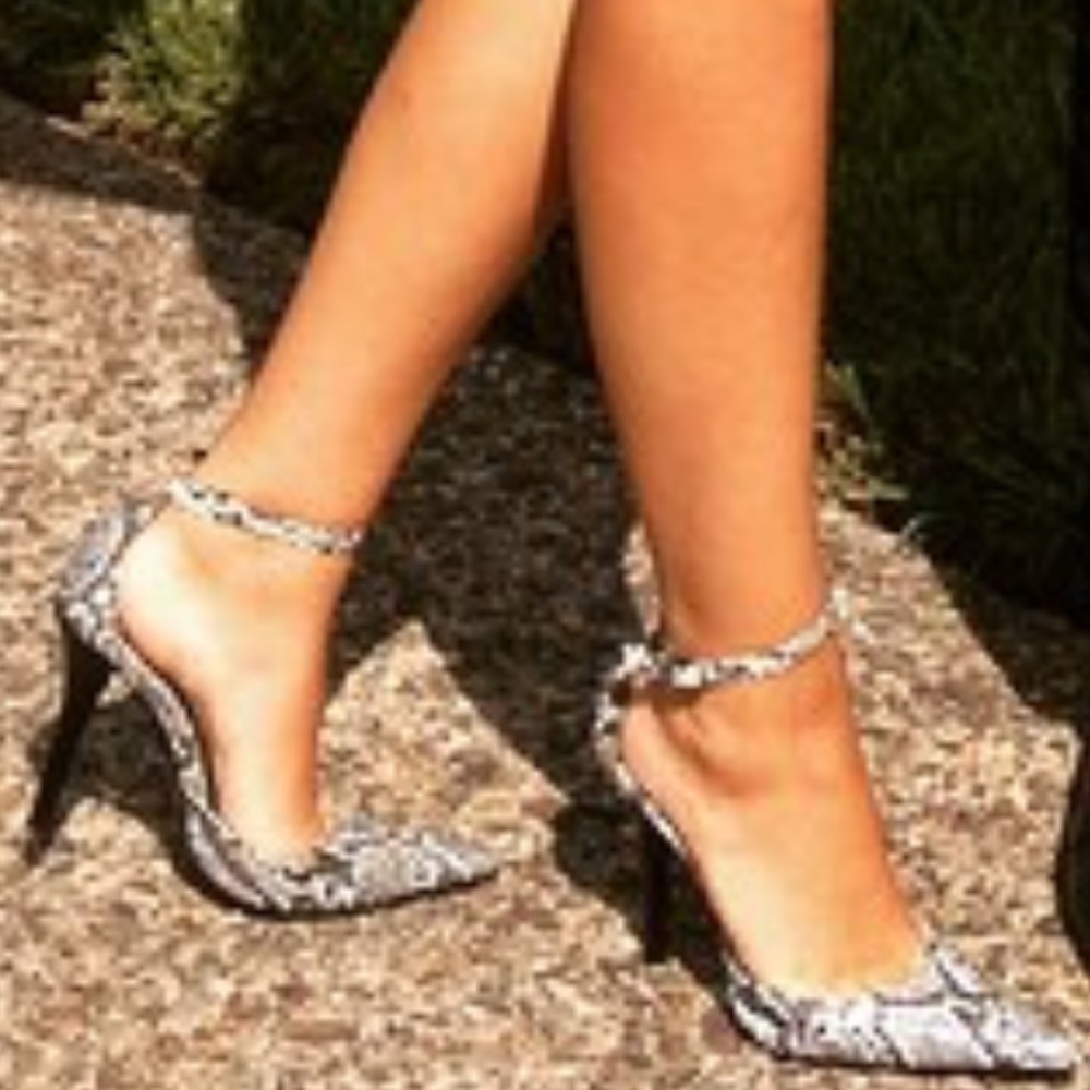 Colin Stuart heels - Picture 8 of 8